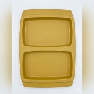 1970s vintage Tupperware Double Deli Keeper in the Harvest Gold